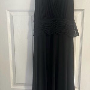 Elegant Black Evening Dress